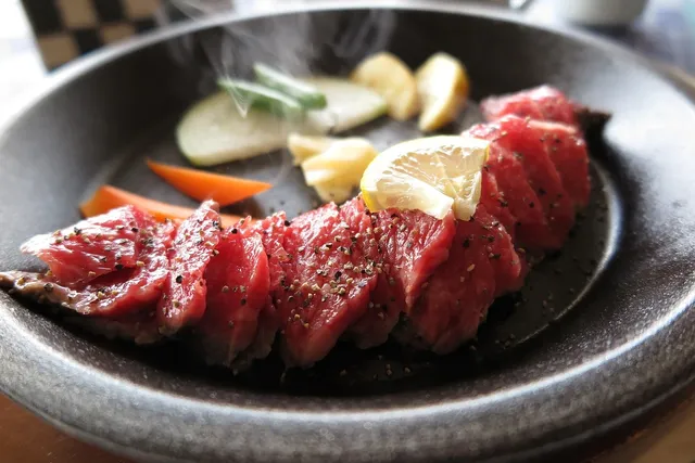 Imagine BUCEGI CARNE DE VITA 300 G